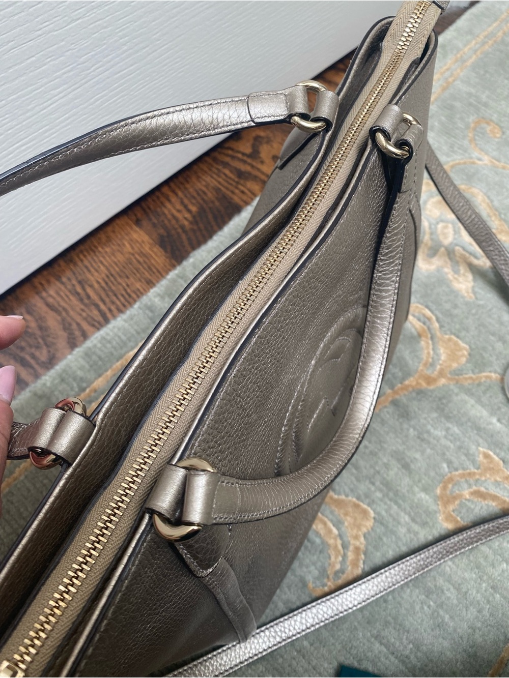 Gucci Metallic Pewter Soho Cellarius Leather Tote Bag Crossbody - Picture 12 of 12